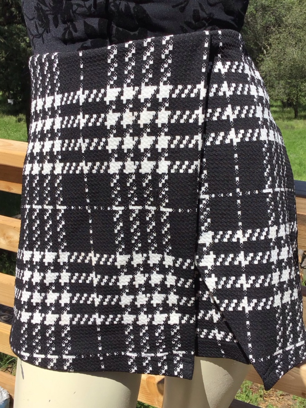 Adorable 🥰 Black & White Houndstooth High waisted Skort